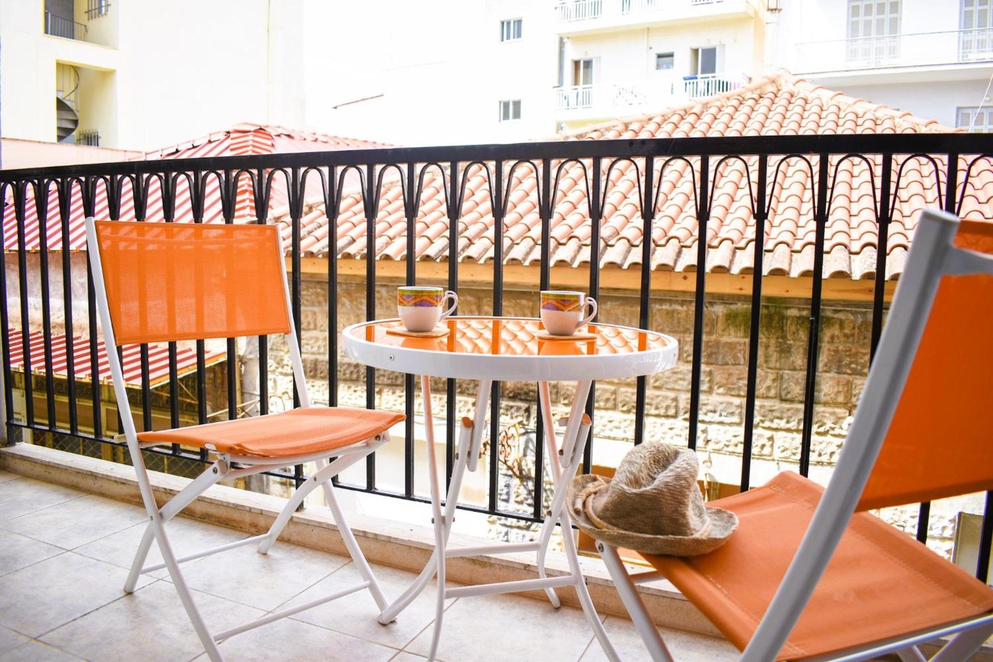 Erika'S Oasis - Stylish Gem Inthe Heart Of History Apartment Kalamata Exterior photo